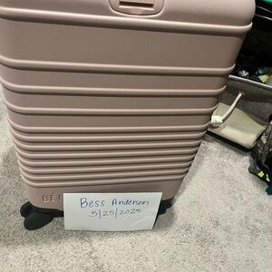 BEIS Atlas Pink Carry On